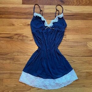 Y2k Victoria's Secret Navy + Lace Cami Slip Top Size S Coquette Preppy 2000s